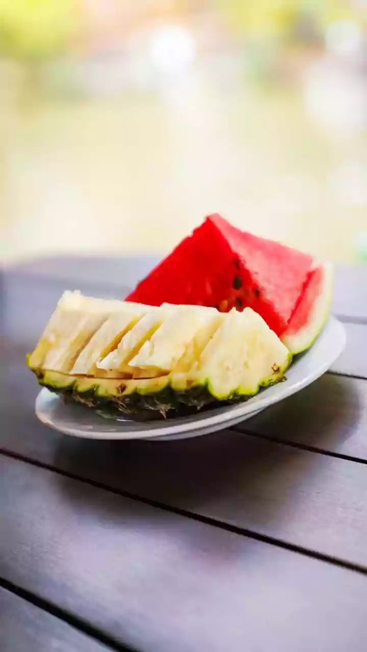 Do Not Mix Freshly Cut Fruit with Older Leftovers
