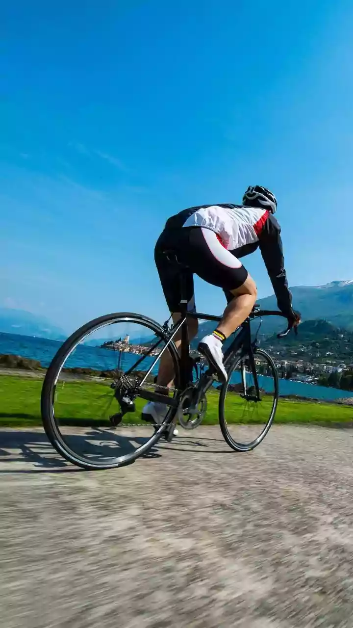 Protect Your Knees Low-Impact Joint-Friendly Cardio Exercises That Boost Heart Health