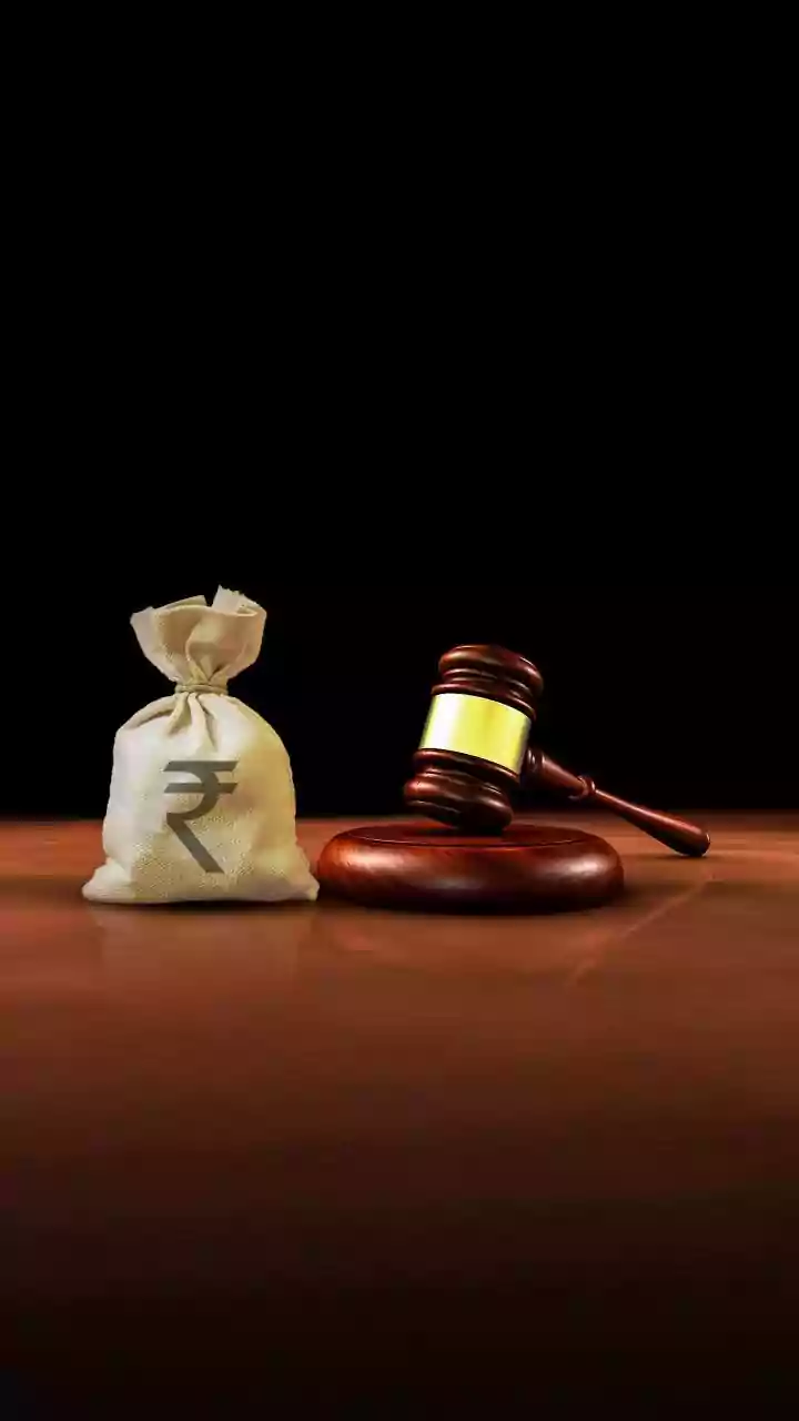 Indian Business Buzz: Funding Rounds, Tech Updates, & Market Trends