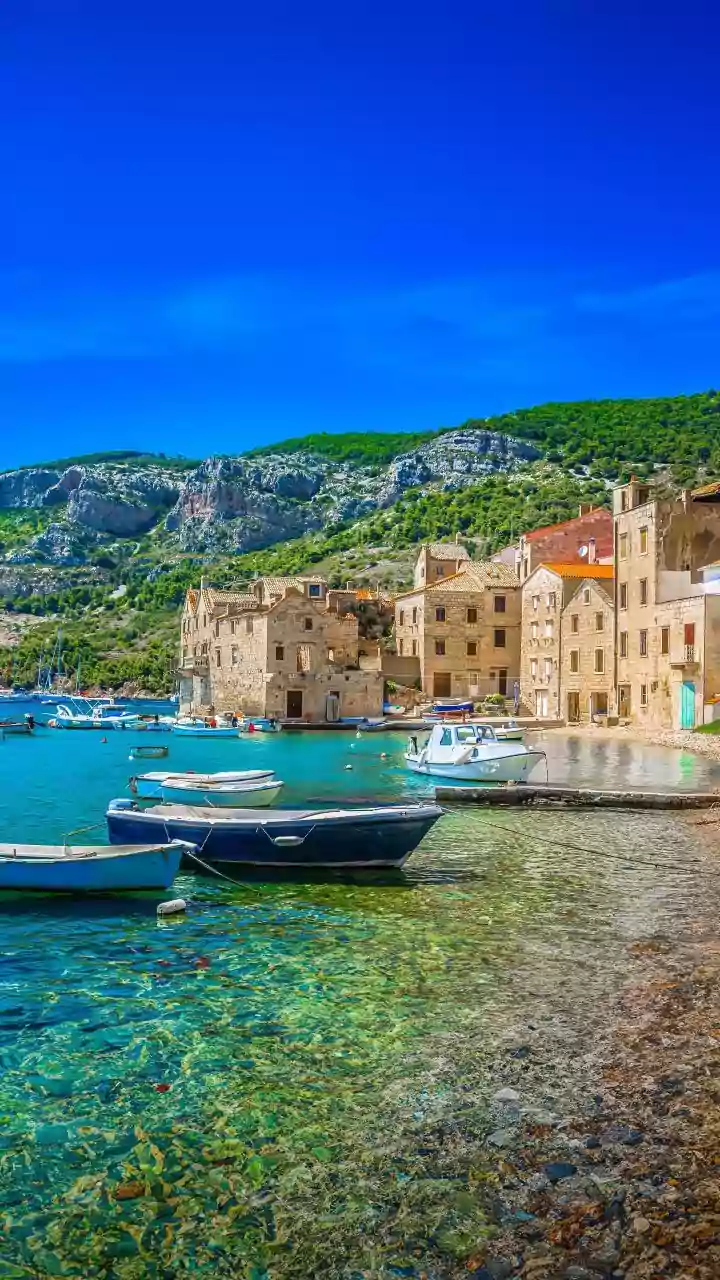These Mediterranean harbours are apt for a peaceful getaway