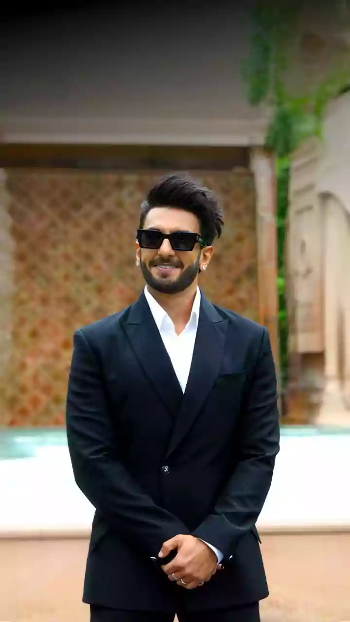 Dhurandhar: Ranveer Singh's Mafia Thriller