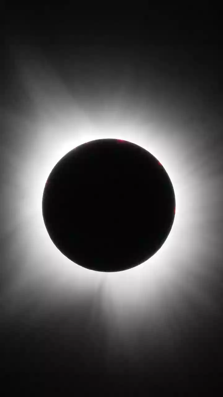 Certified Eclipse Glasses Remain Essential Before and After Totality in Spain