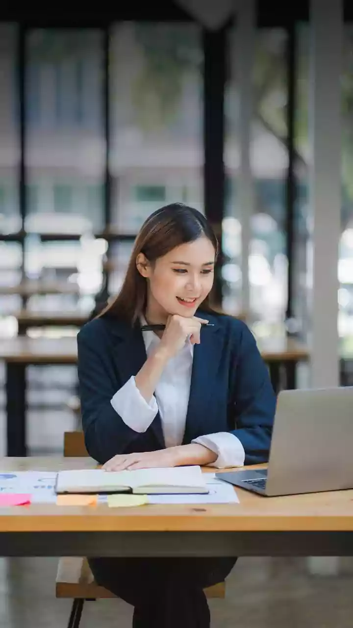 How Job Seekers Use AI Prompt Templates To Tailor Resumes Rapidly