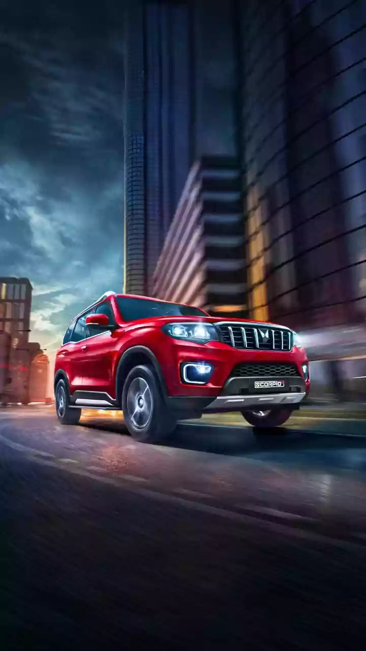 Delhi Startup's Generous Gesture: A Mahindra SUV for First Employee!