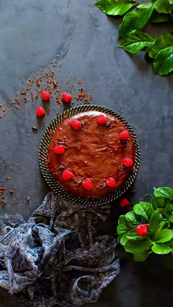 Home Bakers Face Massive Demand For Vintage Chocolate Cakes