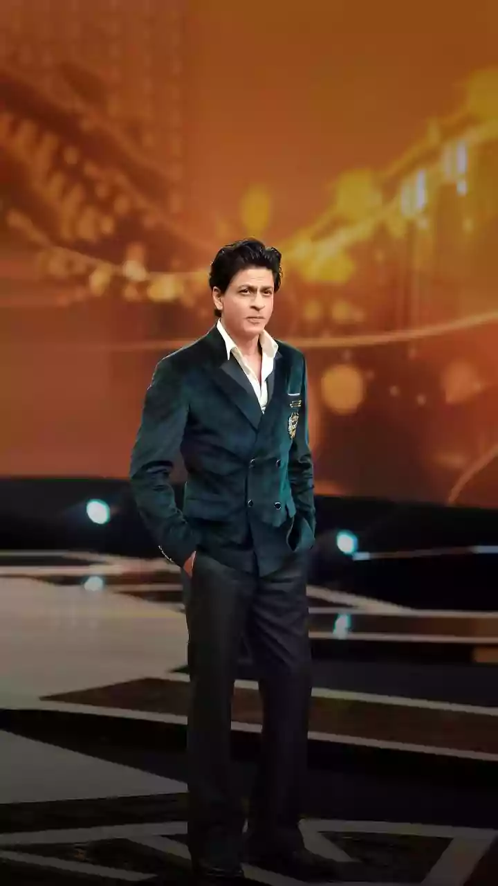 ‘Shah Rukh Khan Is a King, A Legend,’ British YouTuber KSI Says He Wants To Meet The Superstar