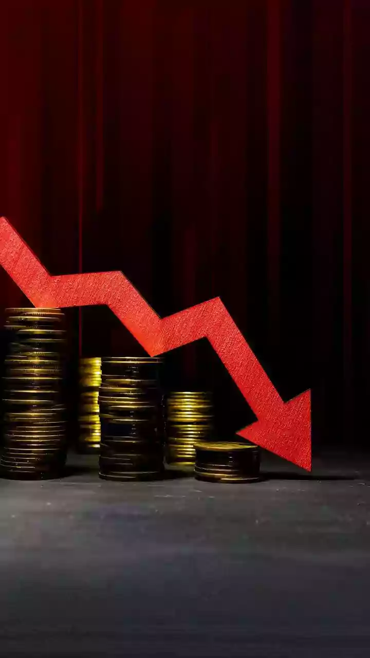 Gold Prices Fall Today: Check 24K And 22K Gold Rates In Your City On January 8