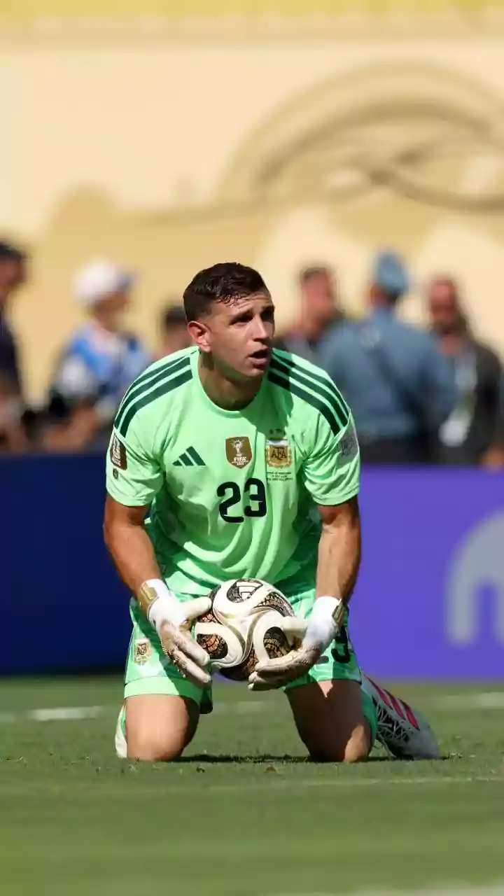 11 Saves, One Goal, One Broken Streak: Emiliano Martínez's Unforgettable World Cup Final
