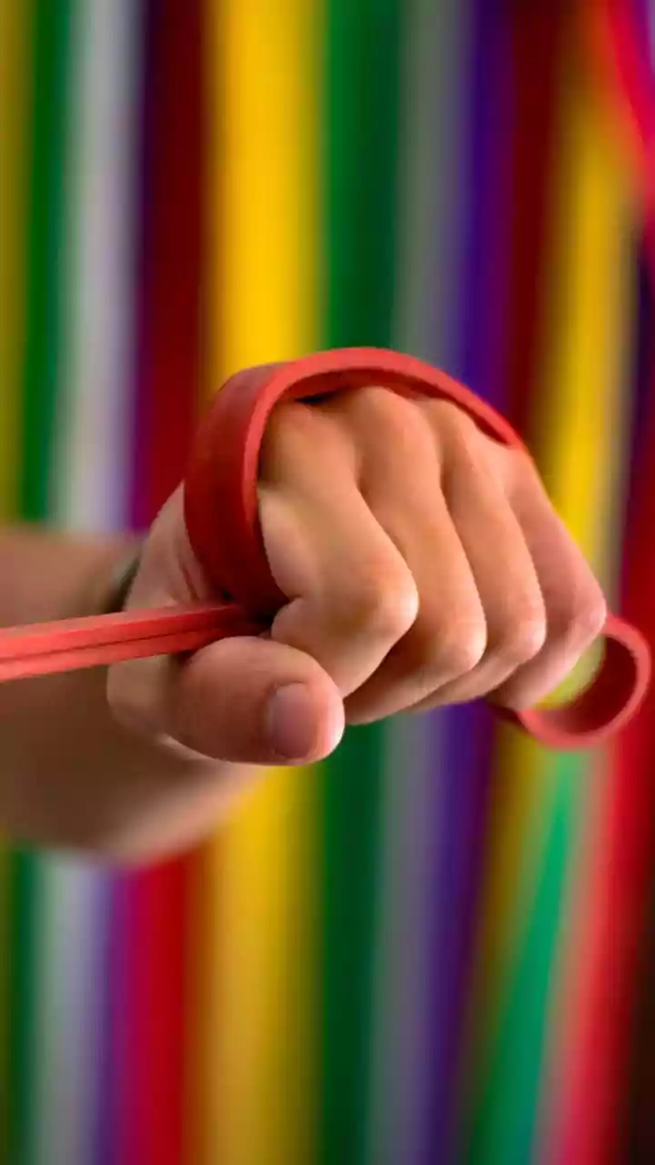 Finger spreading exercises: What they are actually