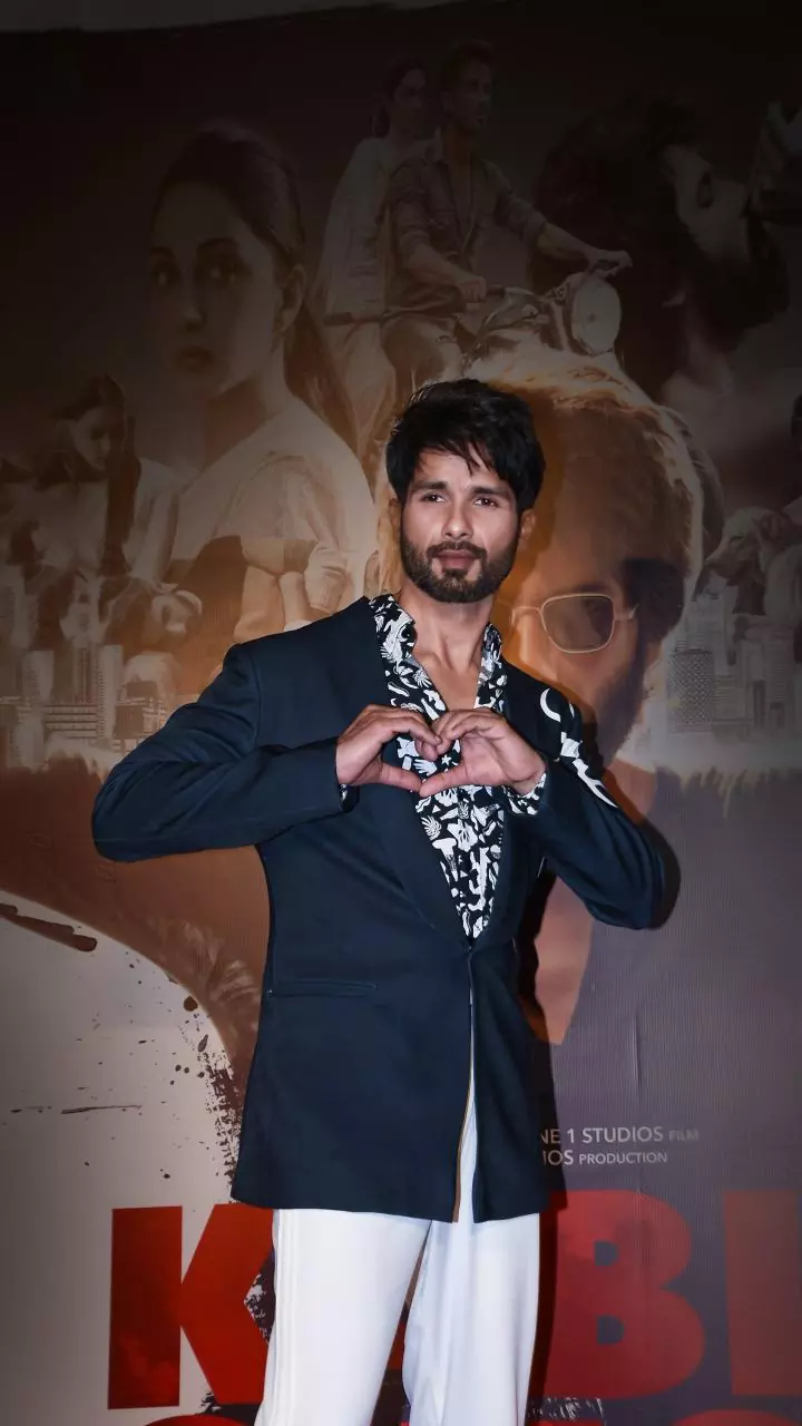 Shahid Kapoor's 'O Romeo' poster promises a bloody Valentine's Day