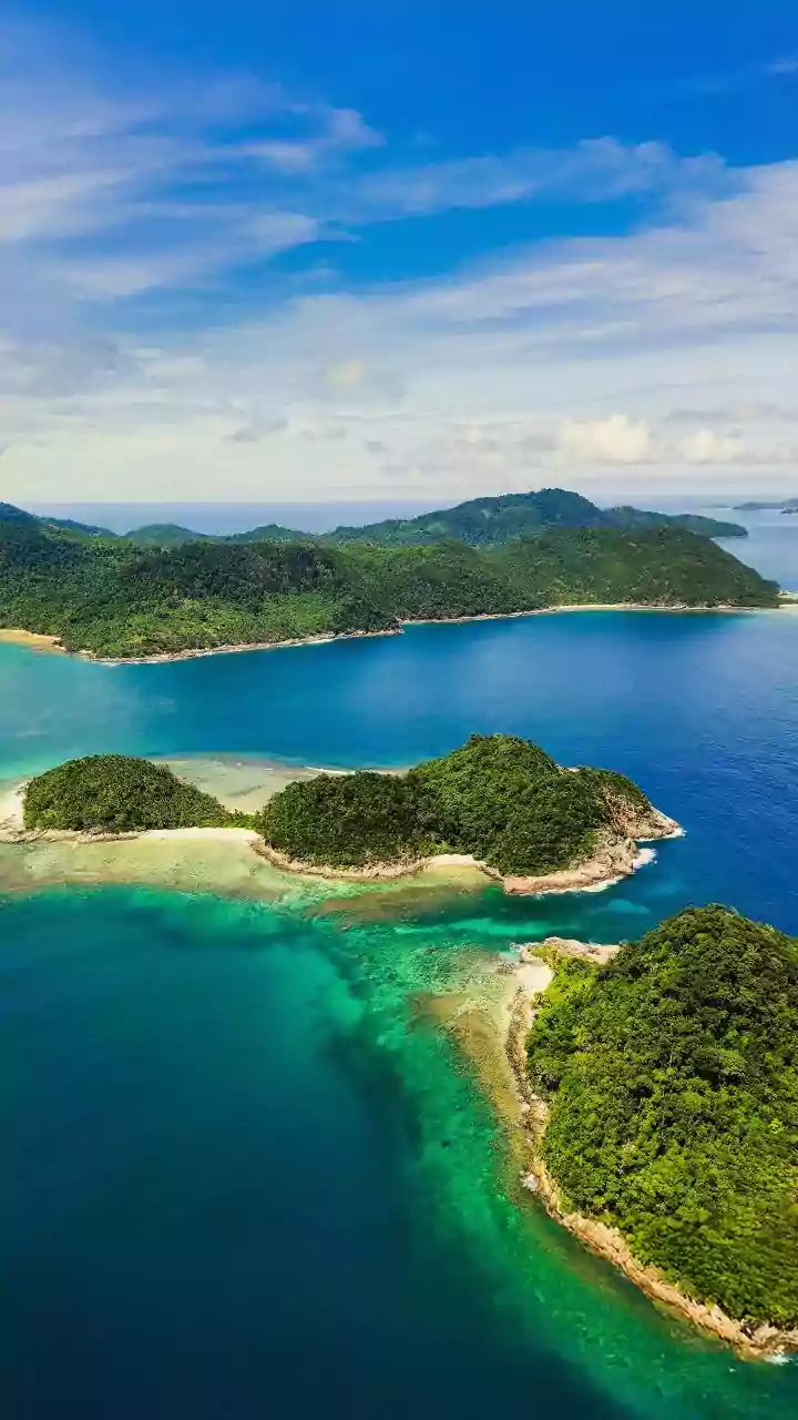 Long Weekends Holiday 2026: The Only Month-Wise Travel Guide You’ll Need For The Perfect Holiday Trips In The New Year