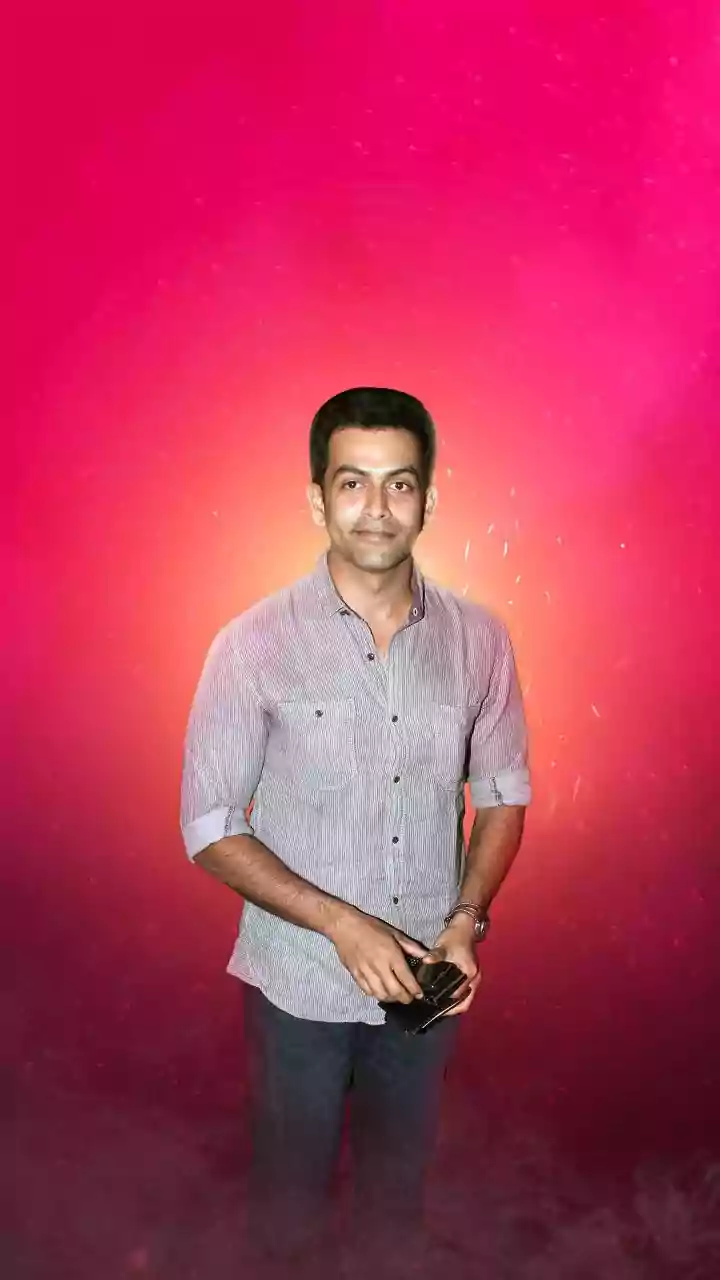 'SSMB 29': Rajamouli announces 1st glimpse of Prithviraj's character soon