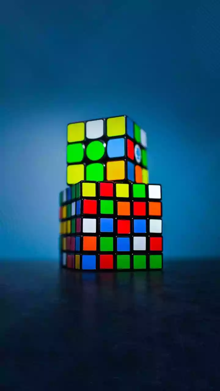 Schrödinger's Color Puzzle Solved: A Century-Old Mystery Unlocked for Digital Displays