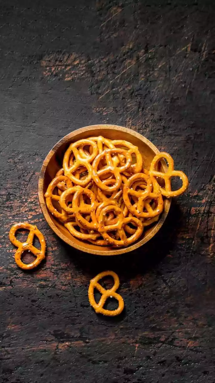 Afternoon Salt Savvy: How Midday Snacks Impact Your Blood Pressure