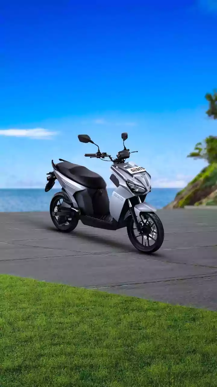 How Salt And Silicon EV Batteries Lower Manufacturing Costs For Scooters Today