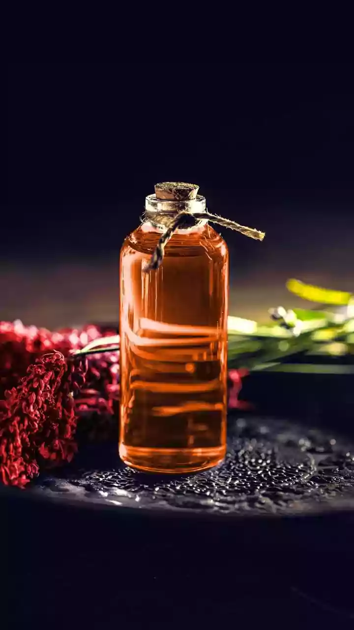 अत्तर: भारत में इत्र की सुगंध का सफ़र