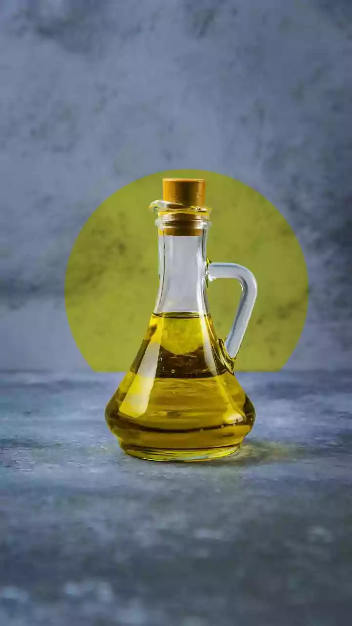 Make zero waste cooking oils with leftover coriander and mint stems at home