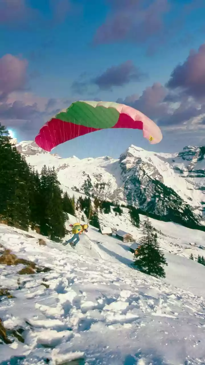 Embrace the Chill: Top Fragrances for Capturing the Après-Ski Vibe