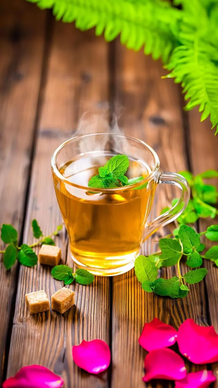 5 Herbal Teas for Cholesterol: A Heart-Healthy Guide