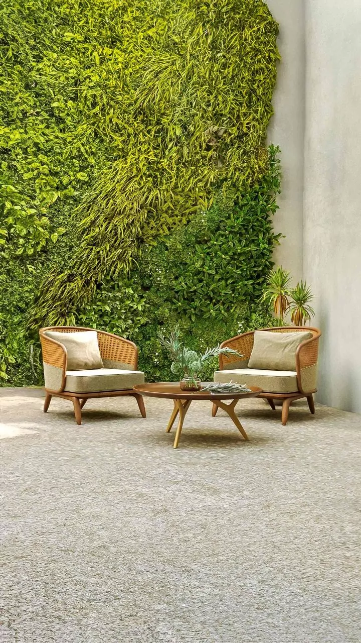 Create Lush Green Accent Walls Using Sleek Vertical Planters