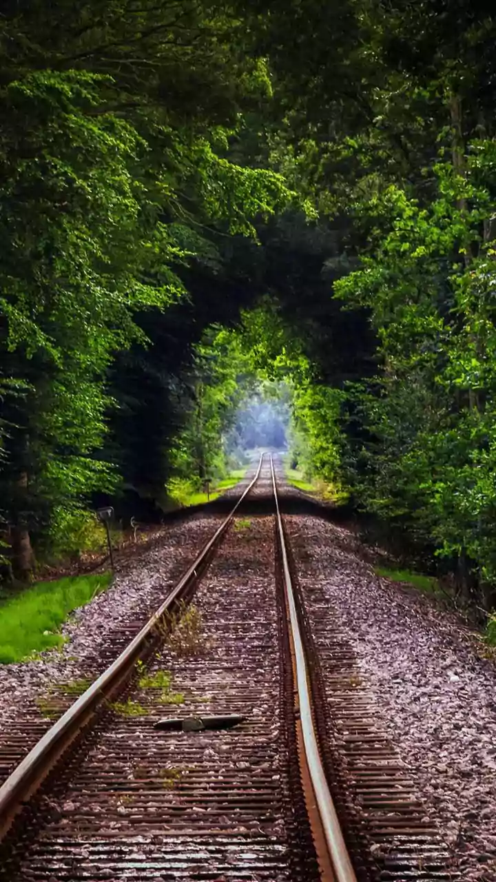 The New Daily Mumbai-Sawantwadi Express: A Reader Guide To Total Konkan Journey Time