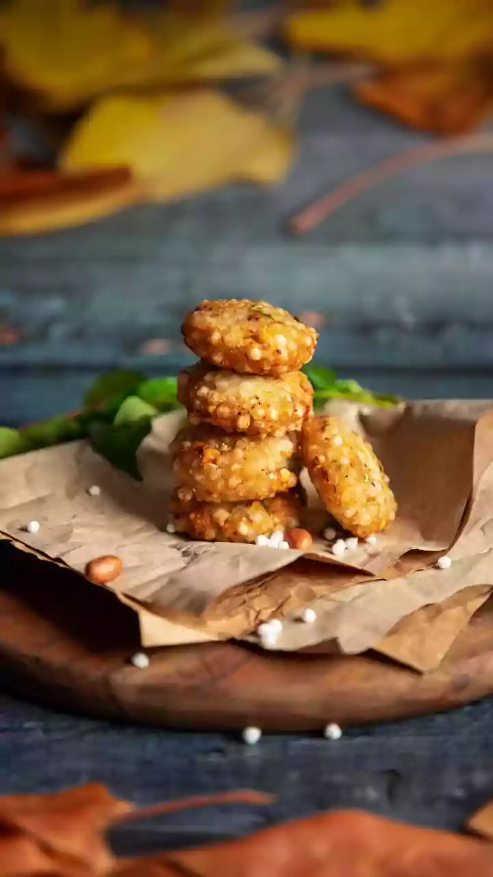 How to make crunchy lotus stem fritters