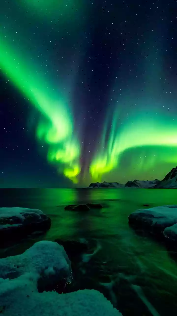 How Increased Solar Maximum Activity In 2026 Enhances High-Latitude Aurora Views