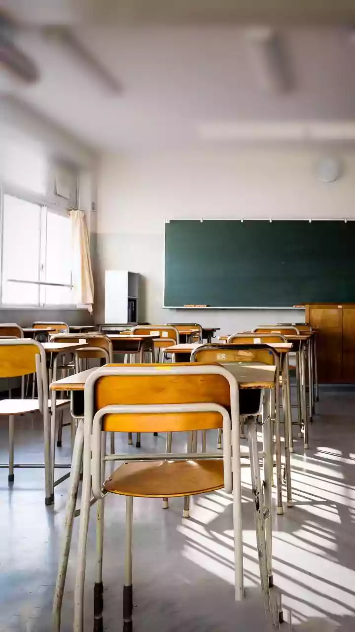 Uttar Pradesh: Operation Kayakalp Upgrades 65% Of State Schools With Furniture, Aiming For 100% By 2025