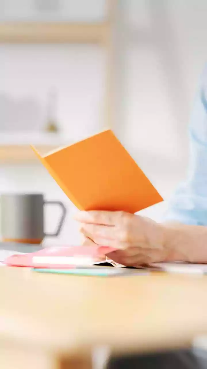 10 Daily Habits: Celebrities' Secrets for Resolutions