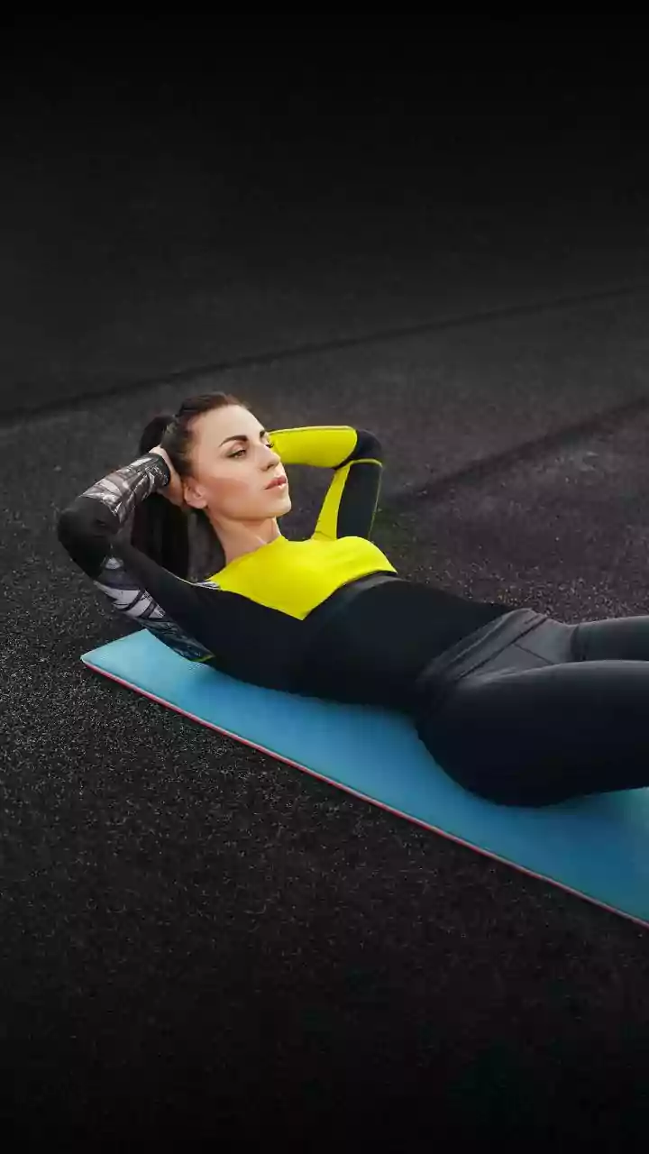 Visible Abs vs. Healthy Periods: Unpacking the Truth for Women's Fitness