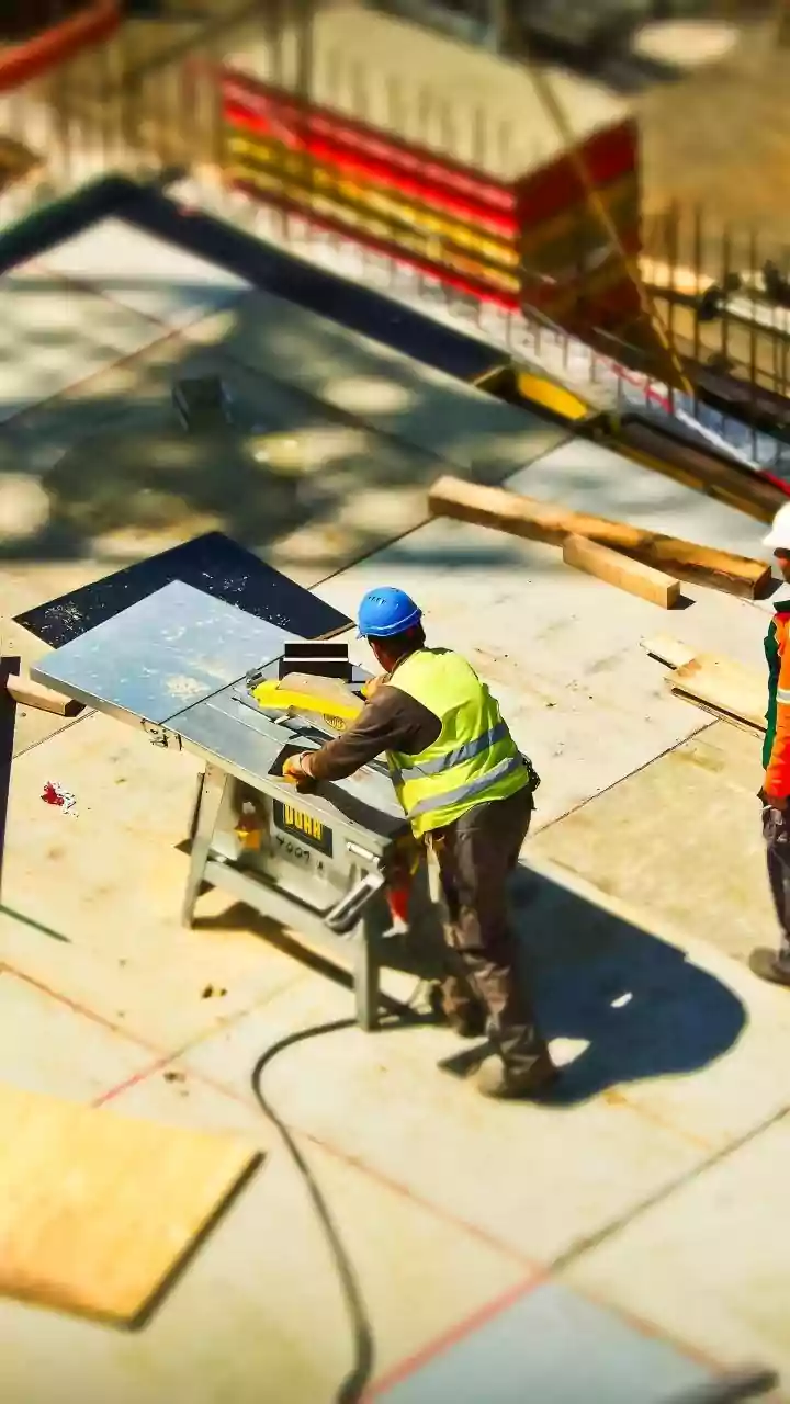 US Immigration & Job Market: What the Data Reveals