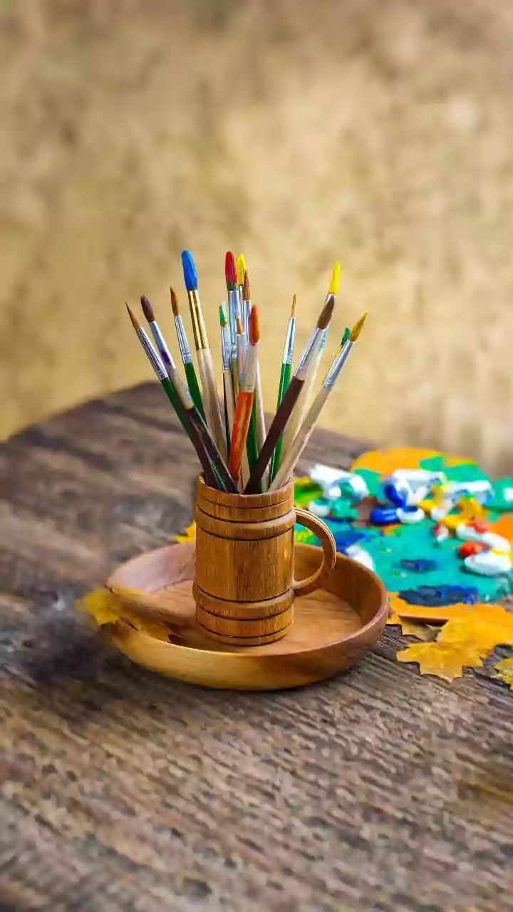 Mastering Hand-Painted Bowls: Techniques & Care