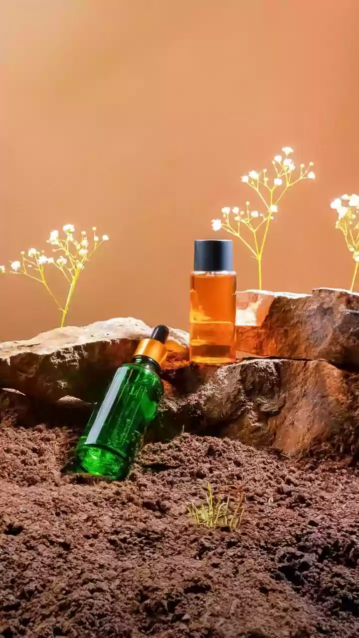 Kannauj Perfumers Turn Baked Earth Into the Smell of Rain