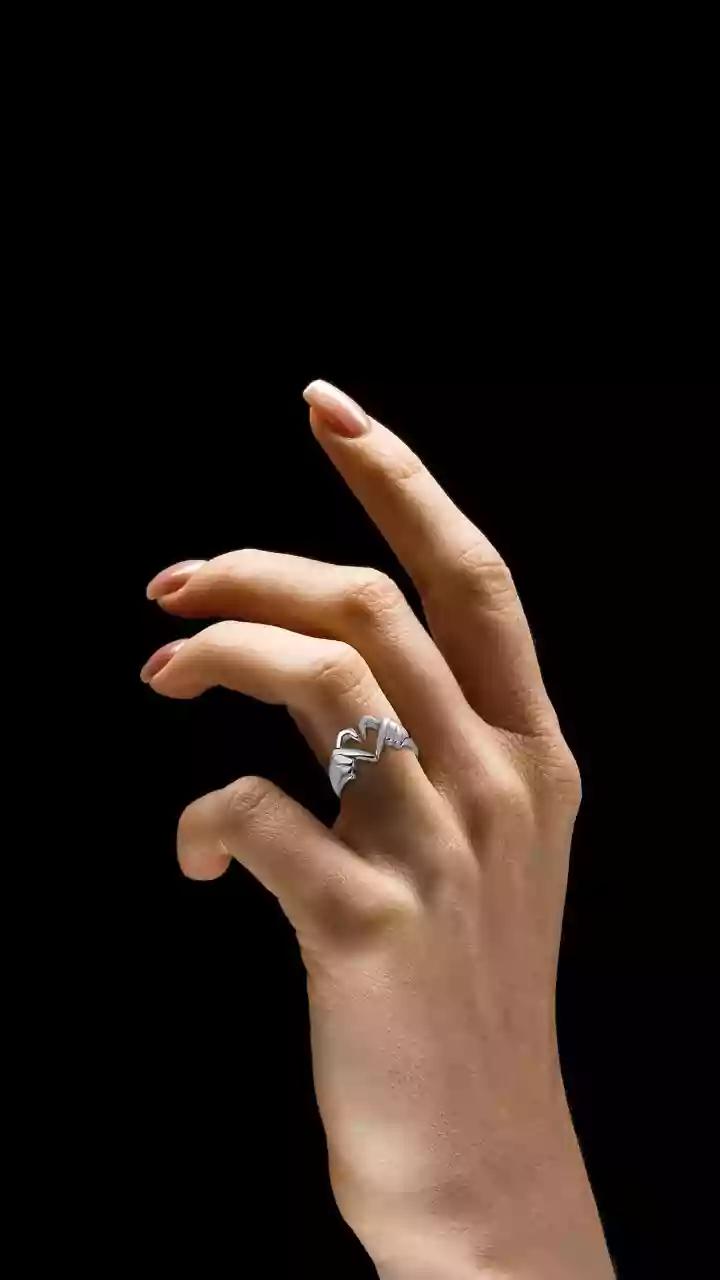 6 cores de esmalte que vão bombar em maio (e já antecipam o inverno)