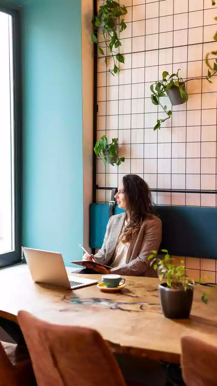 Coffee Tables Replace Cubicles As Kolkata Cafés Welcome Remote Workers