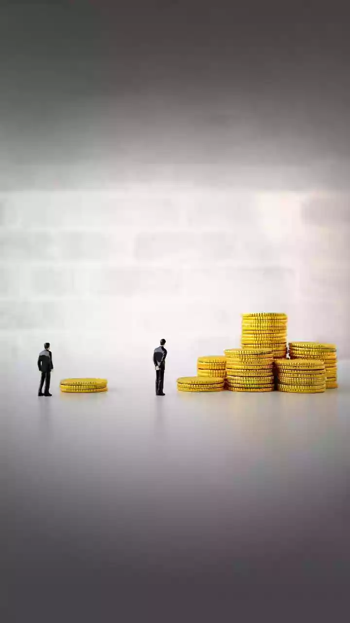 Gold Coins vs Jewellery: What Buyers Should Know About Making And Resale Costs