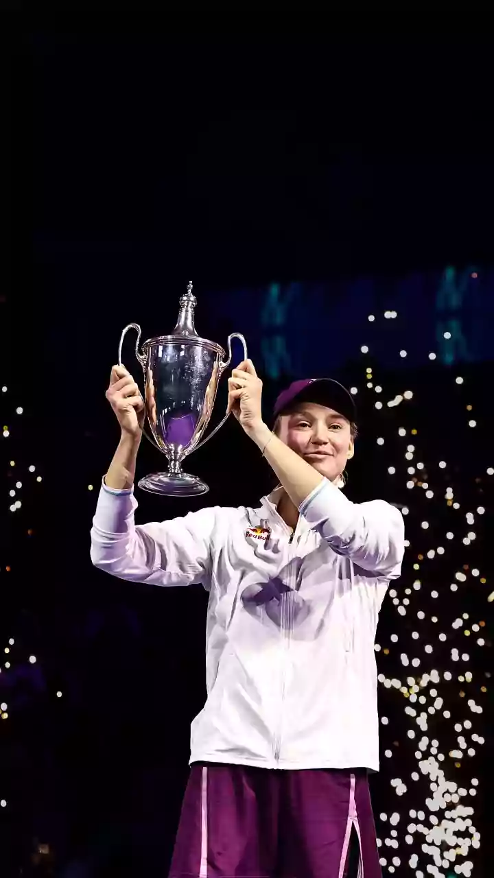 Elena Rybakina downs Aryna Sabalenka, wins WTA Finals title: Stats