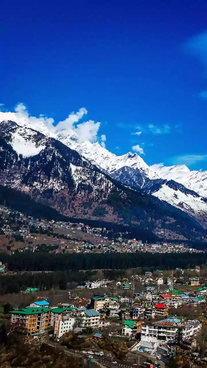 Delhi High Court Hearing At -23°C: Lawyer 'Qualifies' For 'Breathless' Hit, Judge 'Impressed' — Viral Moment Unfolds