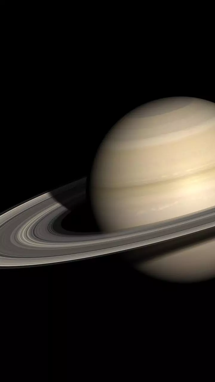 Jupiter and Saturn's wild polar storms are shaped by what's deep inside