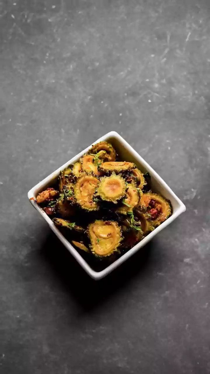 Metro cafes serve crispy air fried lotus stem chips to health conscious snack lovers