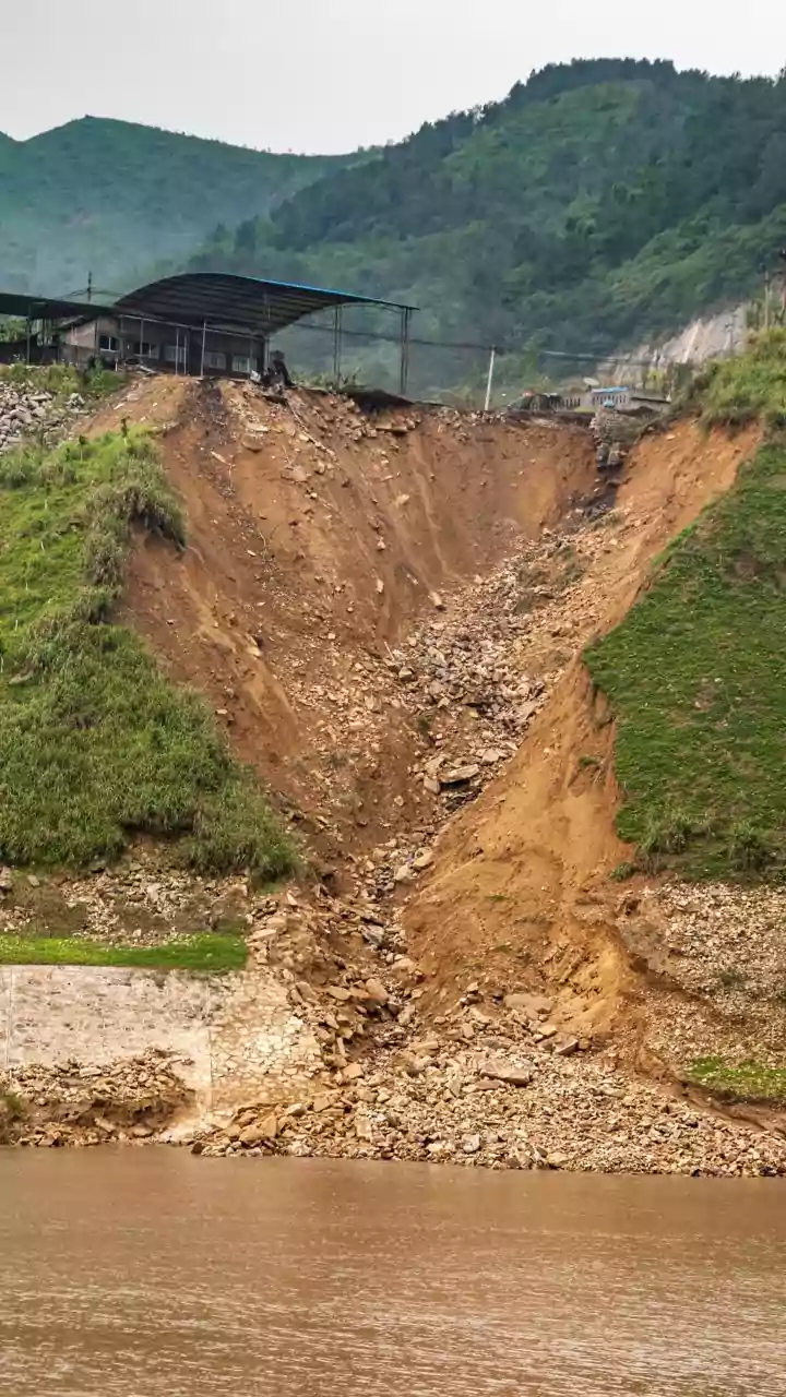 Extreme Rainfall Linked to Slope Instability in Kerala