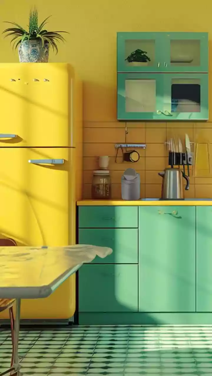 Old Colanders, Plates and Jars Can Refresh Your Interiors