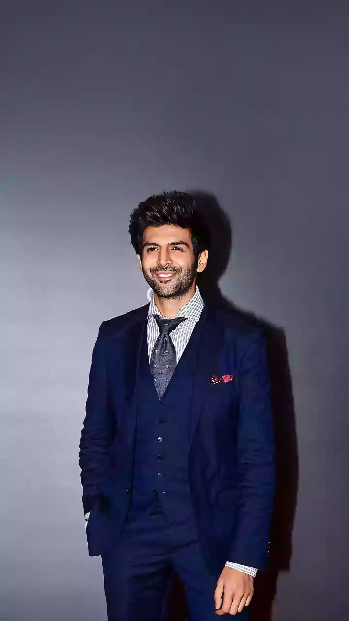 Bollywood Buzz: Top Movies, Controversies, & Entertainment News!