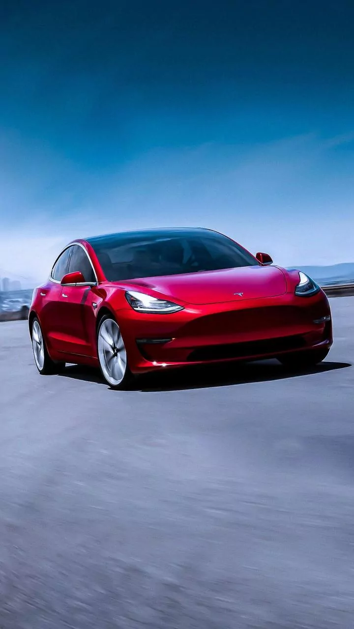Tesla ran stop sign, killed man while FSD was engaged