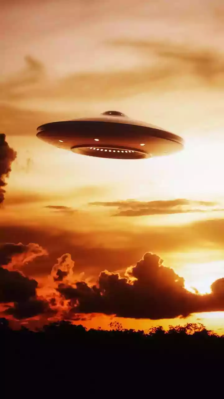 Stream Mind Bending Sci Fi Classics Packed With Quantum Physics Time Travel Paradoxes And Unmatched Visual Drama