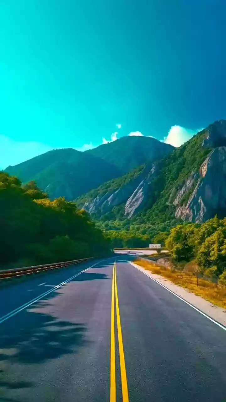 India's Road Revolution: How Highways Are Fuelling a Domestic Tourism Surge