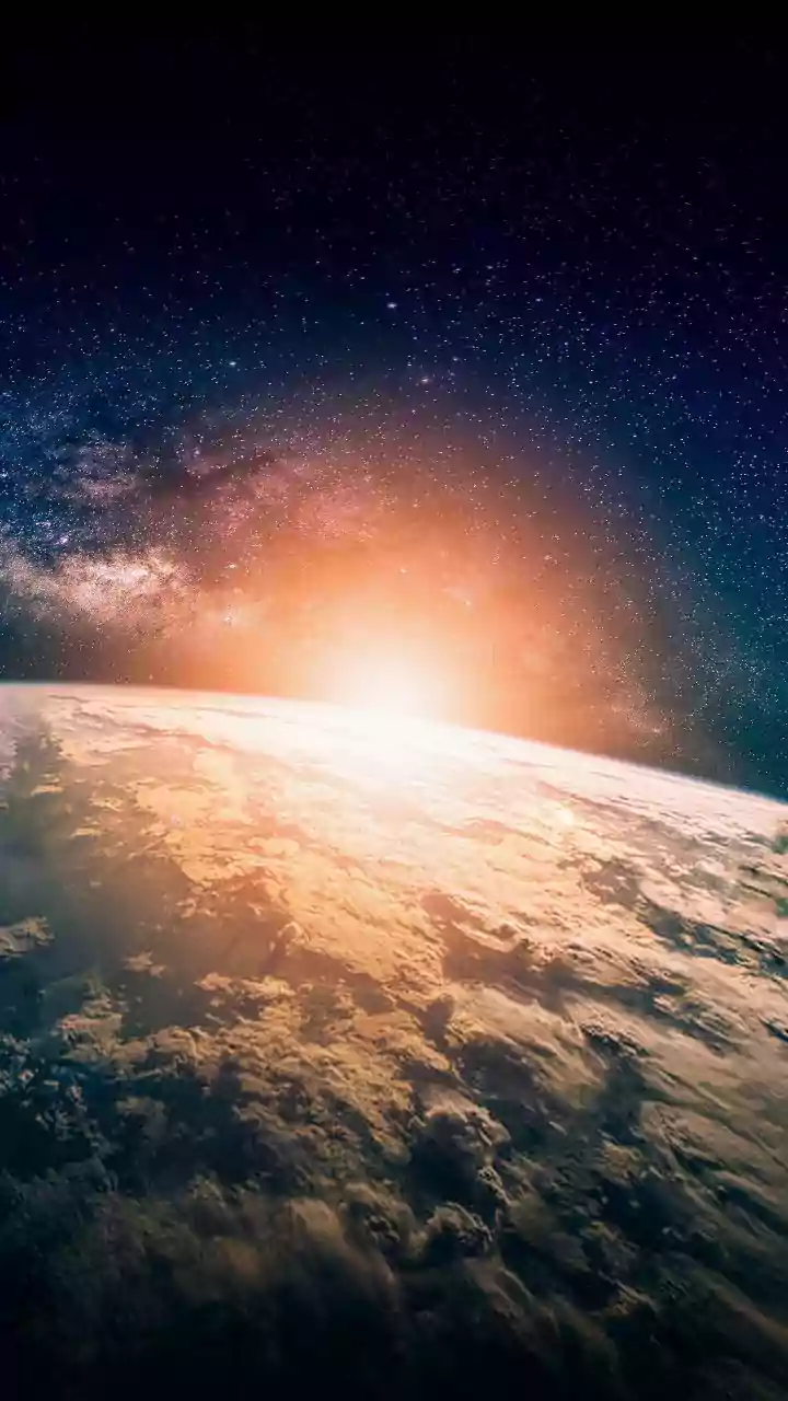 JWST Infrared Spectrum Data Uncovers Water Vapour In Rocky Super-Earth Atmospheres