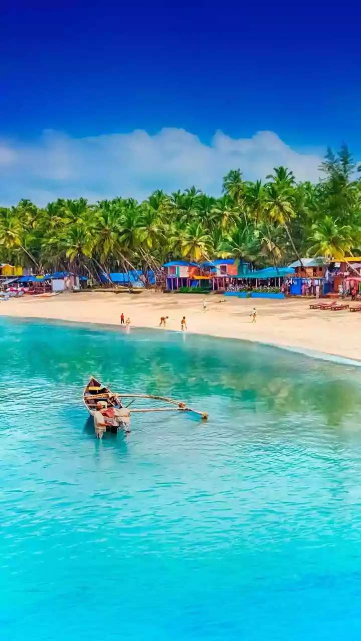 A Jobs Bright Spot in Travel in Focus After July's 17% Travel-And-Tourism Hiring Rise