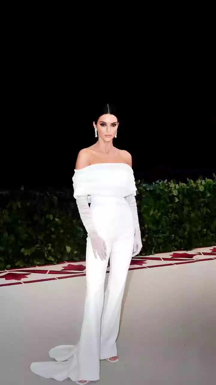 Kendall Jenner e Jacob Elordi: Flagras Inesquecíveis no Japão Geram Frenesi!