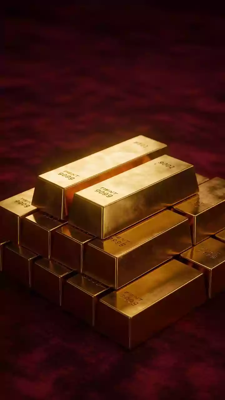 Gold prices hit all-time highs on rate-cut hopes, safe-haven demand